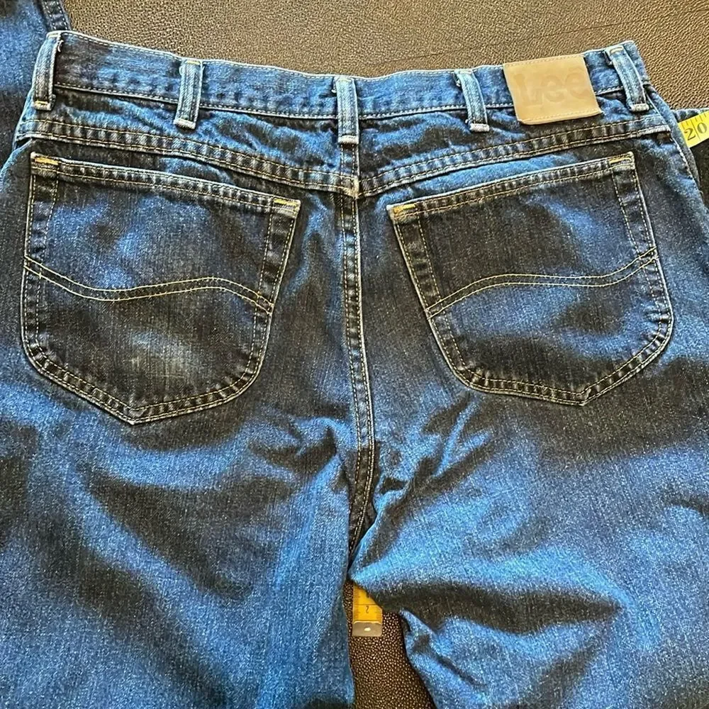 Lee medium washed jeans regular fit size W36